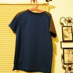 NWT Boy's M moisture‎ wicking short sleeve shirt